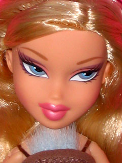 Bratz nighty nite 1  Cloe